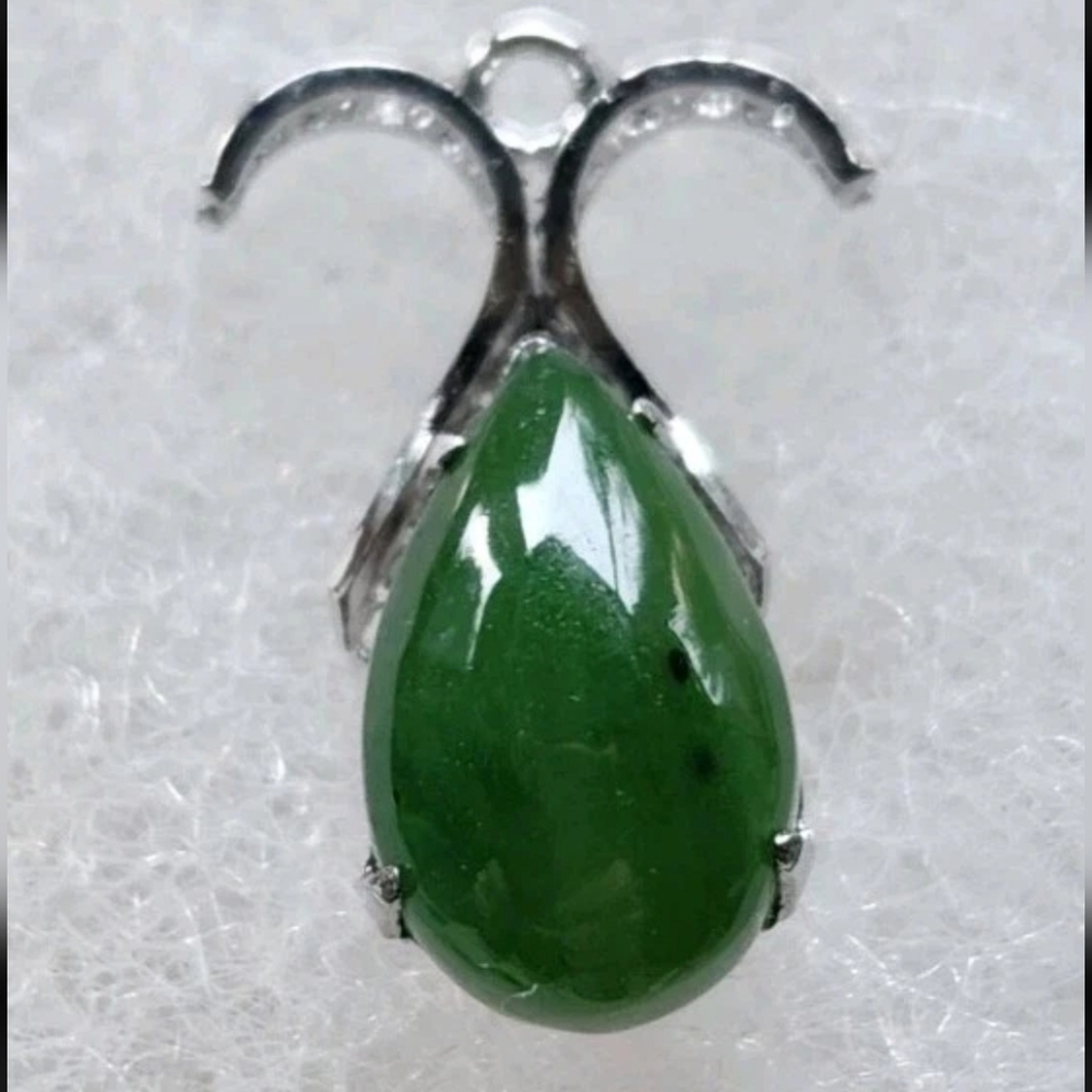 Stunning Jade Teardrop Necklace Pendant